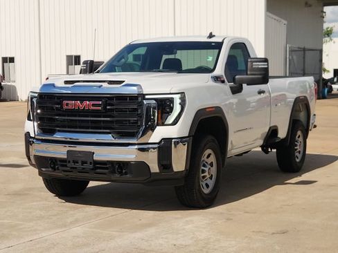 Used 2024 GMC Sierra 2500 Pro RWD image 3