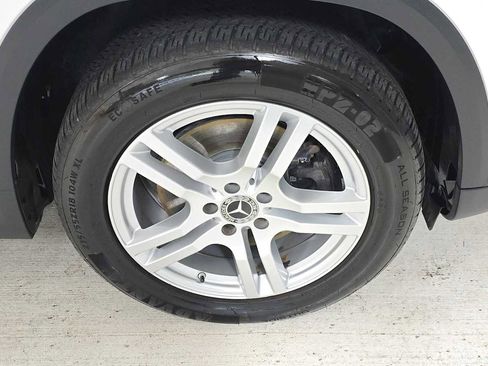 Used 2022 Mercedes-Benz GLA 250 4MATIC image 9