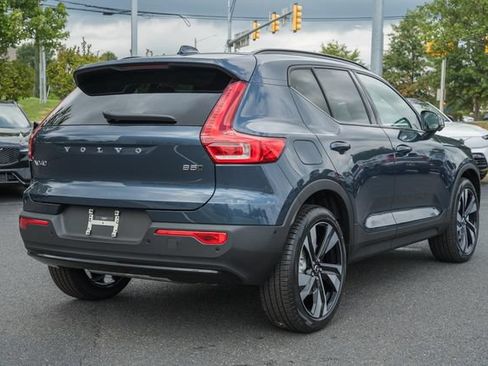 New 2026 Volvo XC40 B5 Ultra w/ Climate Package AWD/4WD image 5