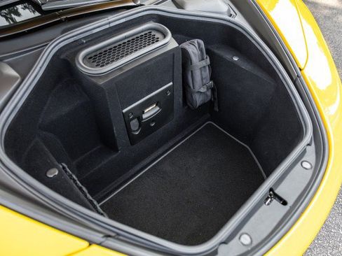 Used 2021 McLaren 720S Performance RWD image 32