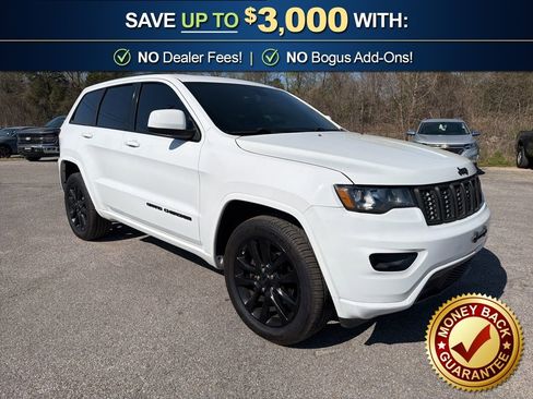 Used 2017 Jeep Grand Cherokee Altitude image 4
