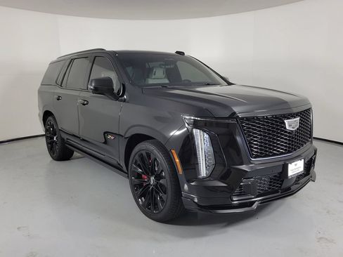 Certified 2026 Cadillac Escalade V AWD/4WD image 1