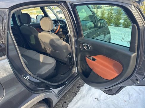 Used 2014 FIAT 500L Trekking w/ Popular Equipment Group image 22