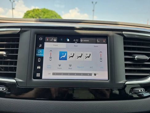 Used 2023 Chrysler Voyager LX FWD image 29