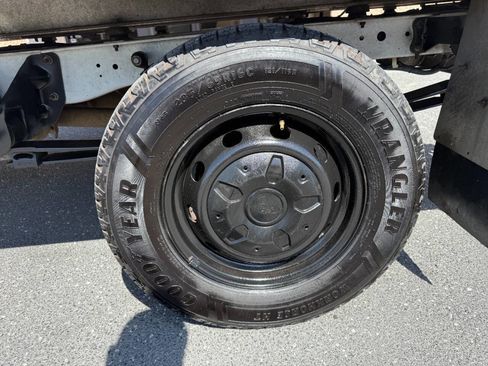 Used 2018 Ford Transit 250 138 image 34