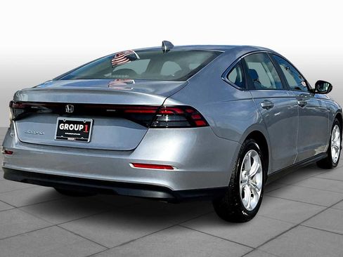 Used 2025 Honda Accord LX image 11