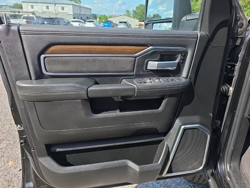 Used 2024 RAM 2500 Laramie w/ Safety Group AWD/4WD image 13