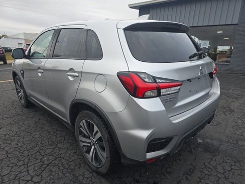 Used 2020 Mitsubishi Outlander Sport ES image 5