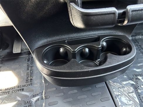 Used 2023 RAM ProMaster 2500 image 20