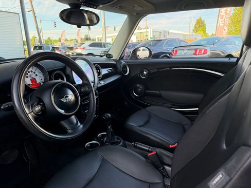 Used 2012 MINI Cooper Hardtop w/ Cold Weather Pkg FWD image 15