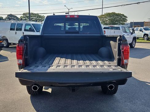 Used 2017 RAM 1500 Sport w/ Black Ram 1500 Sport Group AWD/4WD image 31