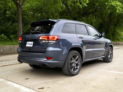 Used 2020 Jeep Grand Cherokee Limited X image 9