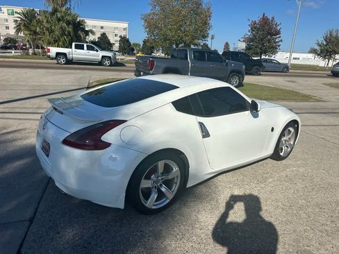 Used 2012 Nissan 370Z Coupe image 6