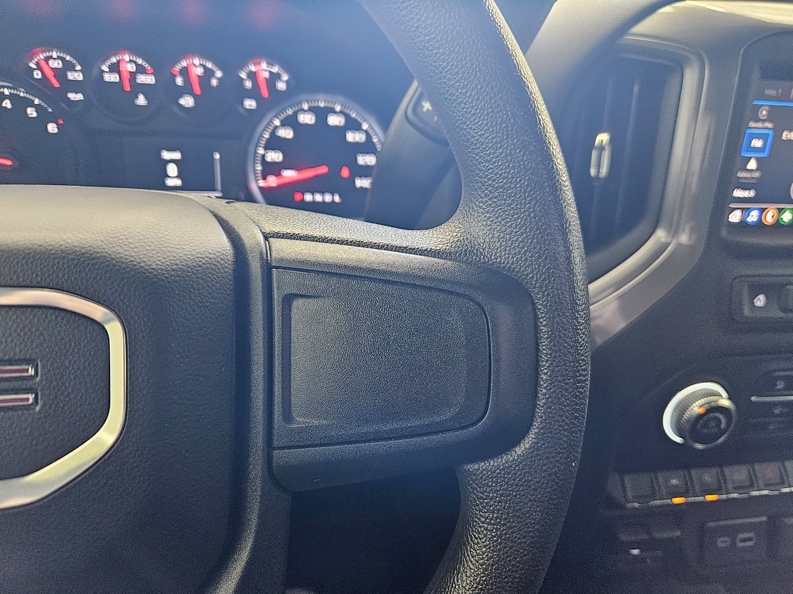 Used 2026 GMC Sierra 1500 Pro w/ Graphite Edition AWD/4WD image 19
