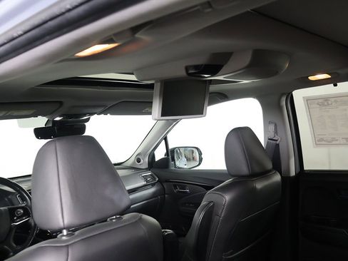 Used 2022 Honda Pilot Elite image 46