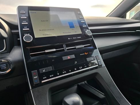 Used 2021 Toyota Avalon XSE image 28