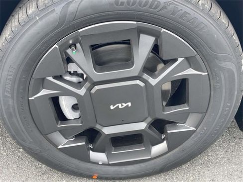 New 2026 Kia Carnival SX image 6