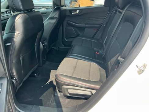 Certified 2024 Ford Escape ST-Line w/ Tech Pack #1 AWD/4WD image 20