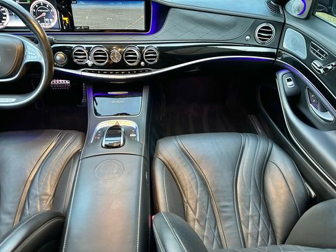 Used 2015 Mercedes-Benz S 65 AMG Sedan image 34