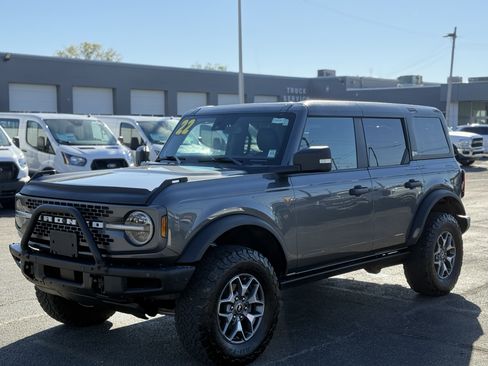 Certified 2022 Ford Bronco Badlands image 5