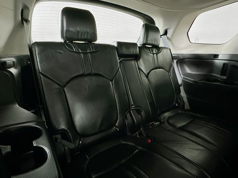 Used 2023 Honda Pilot LX image 24