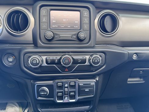 Used 2020 Jeep Wrangler Unlimited Sport S AWD/4WD image 28