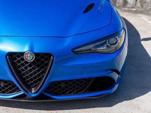 Used 2022 Alfa Romeo Giulia Quadrifoglio w/ Active Assist Plus Package RWD image 17