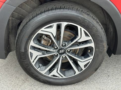 Used 2020 Hyundai Santa Fe Limited AWD/4WD image 9