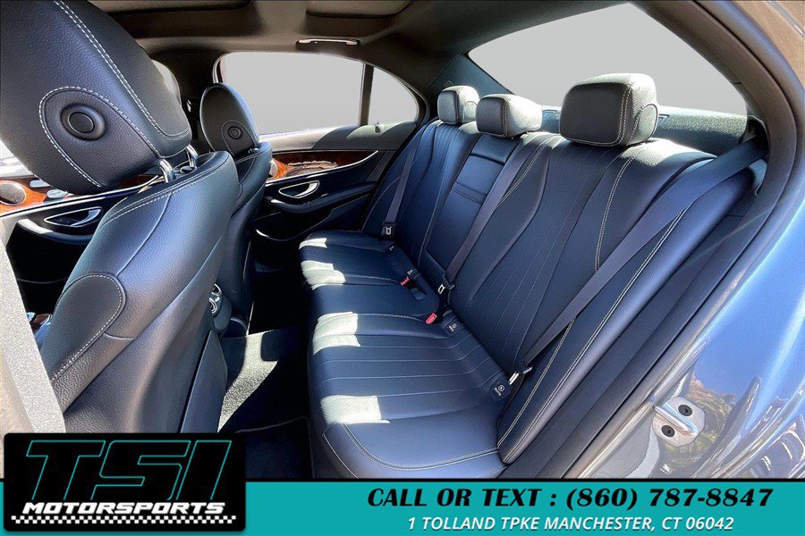 Used 2019 Mercedes-Benz E 300 4MATIC image 26