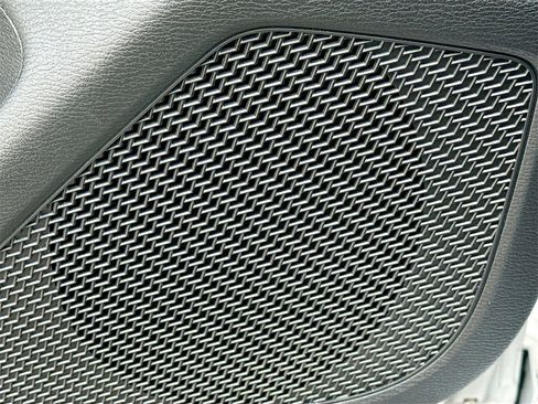 Used 2022 Mitsubishi Outlander SEL image 20