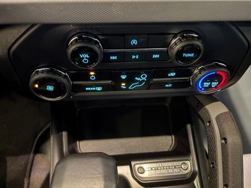 Used 2024 Ford Bronco Big Bend image 13