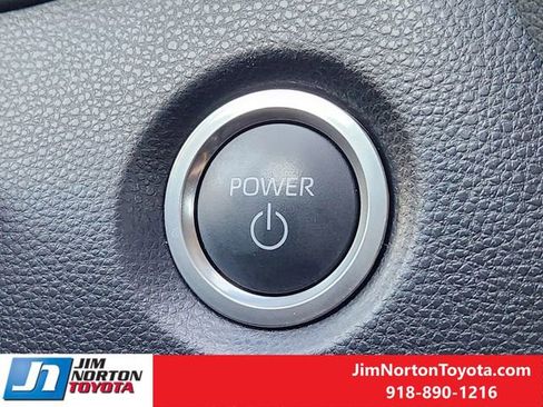 Used 2024 Toyota Corolla SE image 24