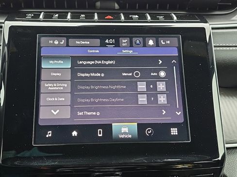 Used 2024 Jeep Grand Cherokee L Laredo image 17