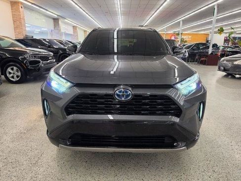 Used 2024 Toyota RAV4 XSE w/ Weather Package AWD/4WD image 3