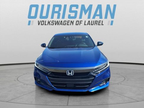 Used 2022 Honda Accord Sport image 2