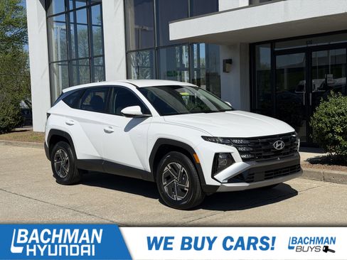 New 2026 Hyundai Tucson Blue SE AWD/4WD image 2