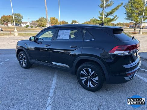 Used 2024 Volkswagen Atlas Cross Sport SE image 21