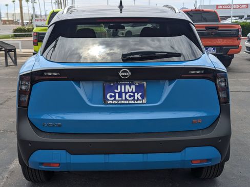 New 2026 Nissan Kicks SR FWD image 3