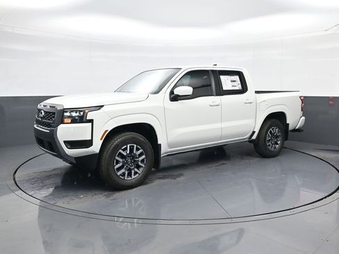 New 2026 Nissan Frontier SV image 2