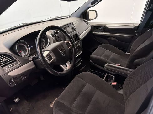 Used 2015 Dodge Grand Caravan SE w/ Quick Order Package 29E SE FWD image 10