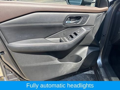 Used 2023 Nissan Rogue SL w/ SL Premium Package AWD/4WD image 10