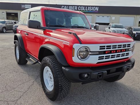 Used 2024 Ford Bronco Heritage Edition image 6