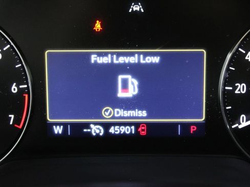 Used 2022 Buick Envision Preferred FWD image 34