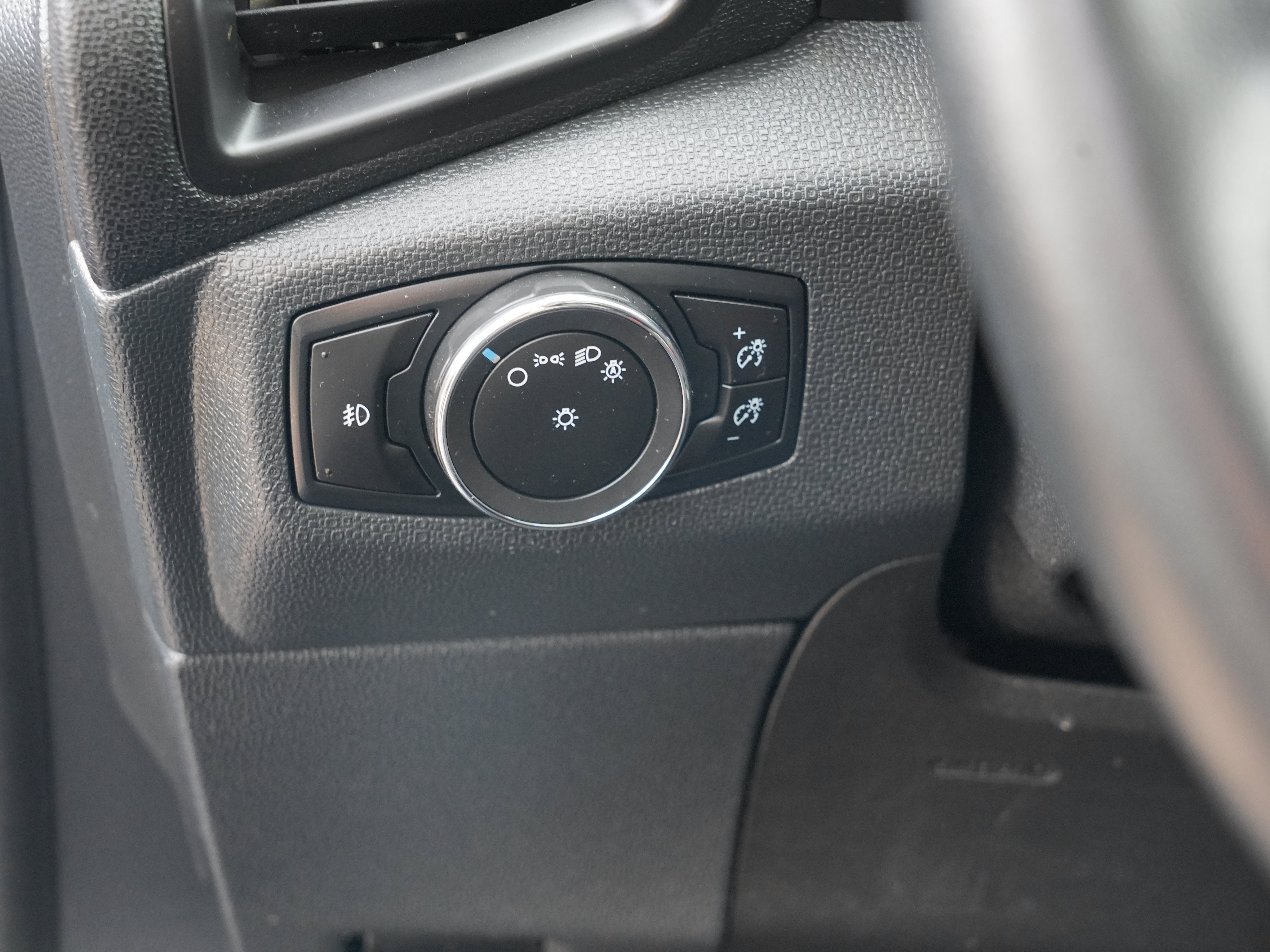 Used 2019 Ford EcoSport SE AWD/4WD image 17