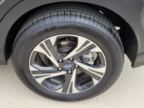 Used 2025 Subaru Crosstrek 2.0i Premium image 22