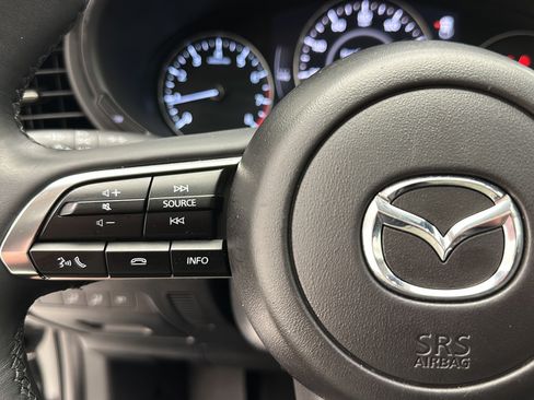 Used 2025 MAZDA CX-30 AWD 2.5 S w/ Preferred Package image 18
