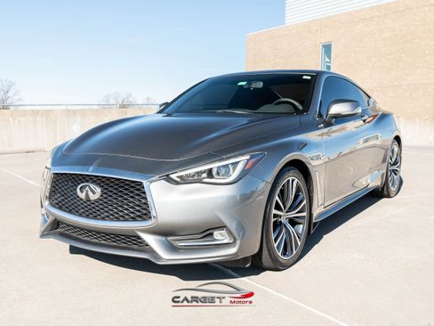 Used 2018 INFINITI Q60 2.0t image 3