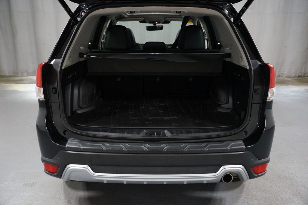 Used 2023 Subaru Forester Touring AWD/4WD image 38