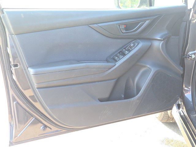Used 2019 Subaru Crosstrek 2.0i Premium AWD/4WD image 17
