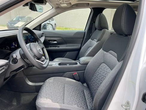 New 2026 Nissan Kicks SV w/ SV Premium Package AWD/4WD image 4